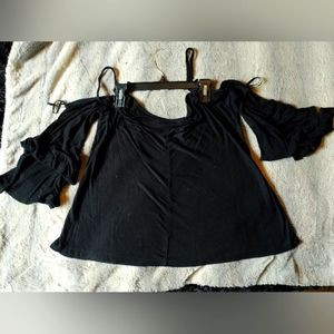 Crop off the shoulder shirt